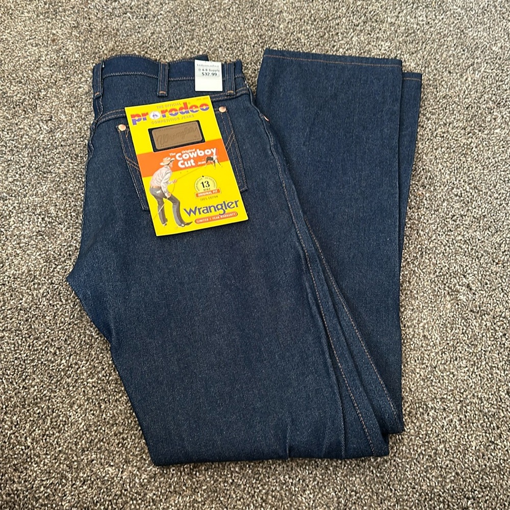 Men’s wrangler jeans. Size 30x34. Brand new